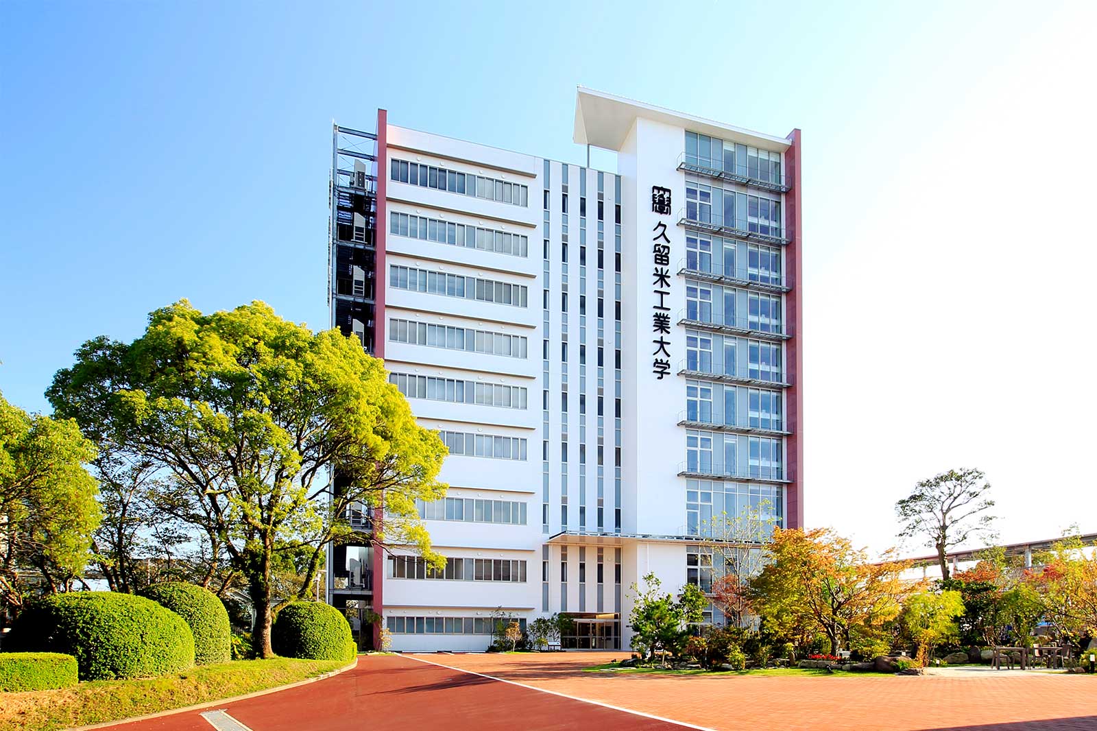 往復5時間！小学生が九州の名門・久留米大学附設に新幹線で通う